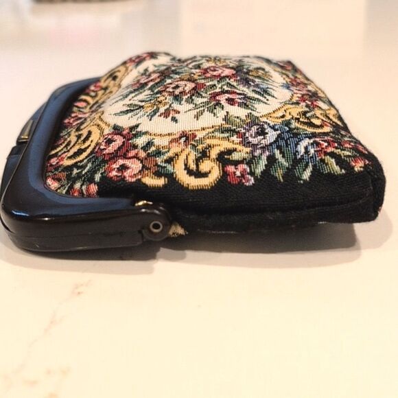 Vintage Floral Tapestry Mini Clutch Handbag - Picture 6 of 10